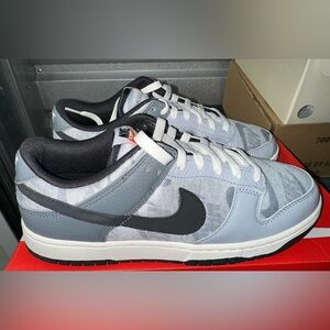 Nike Dunk Low SE COPY PASTE Men’s 10/Women’s 11.5